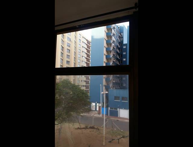 BEDROOM APARTMENT TO LET IN SOUTH BEACH